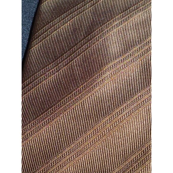 Brooks Brothers Makers 100% Silk Brown Diagonal Striped Mens Necktie Made In U.S - Picture 9 of 9